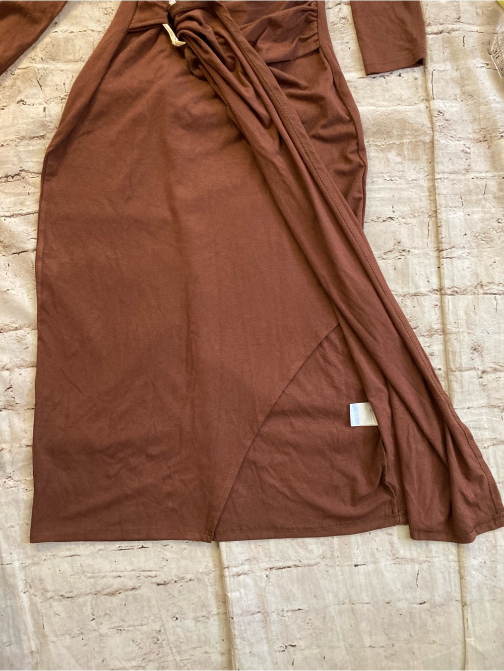 NWT ZESICA brown, long sleeve mock neck, detailed mid dress size M. - Picture 9 of 12